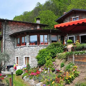 La Fonte Di Mariella , Gravedona Italy